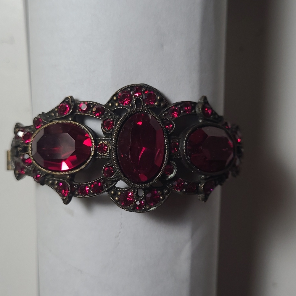 Vtg Ruby Crystal Red Bangle Bracelet - image 2